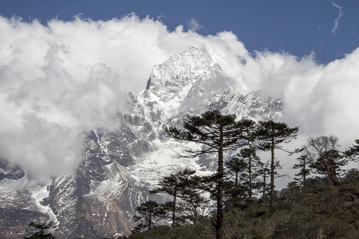 Nepal Everest - Syanboche, Trek To Everest View Hotel - April 21, 2011