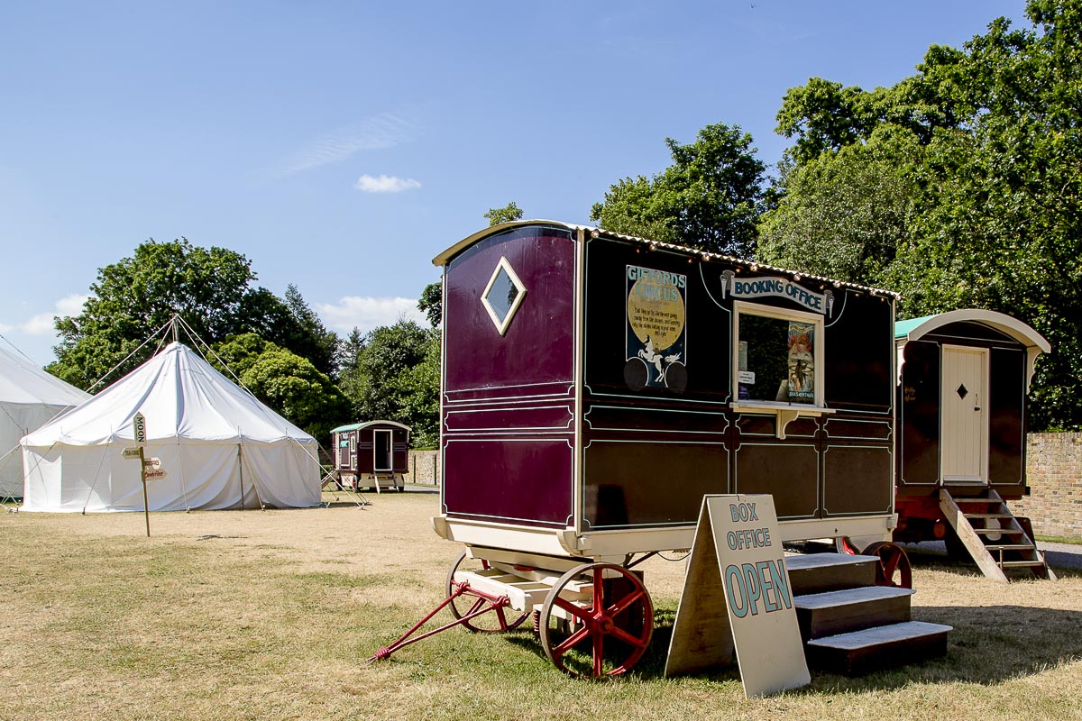 Giffords Circus - Moonsongs, Circus Booking Office, Chiswick House - June 18, 2015