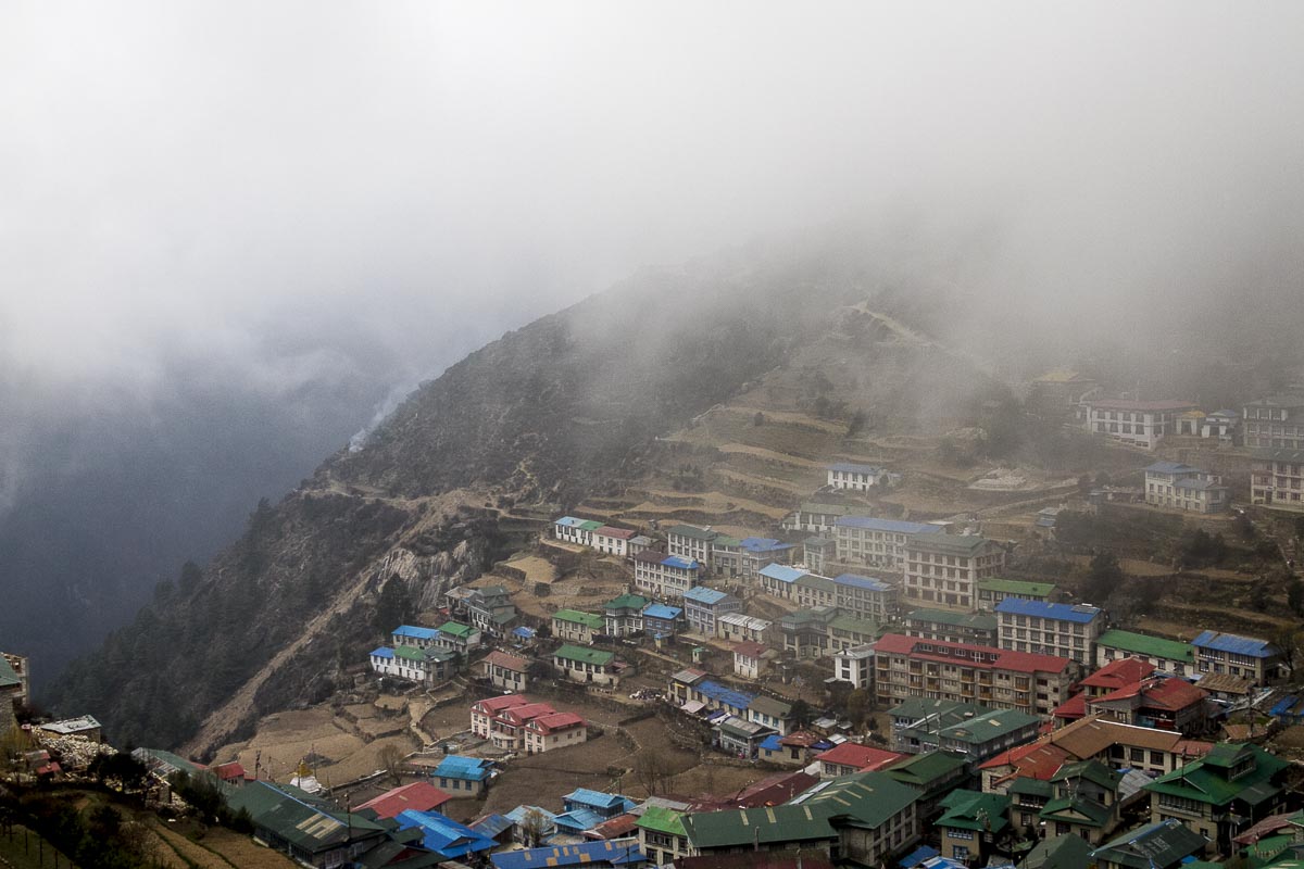 Nepal Everest - Namche Bazar - April 17, 2011