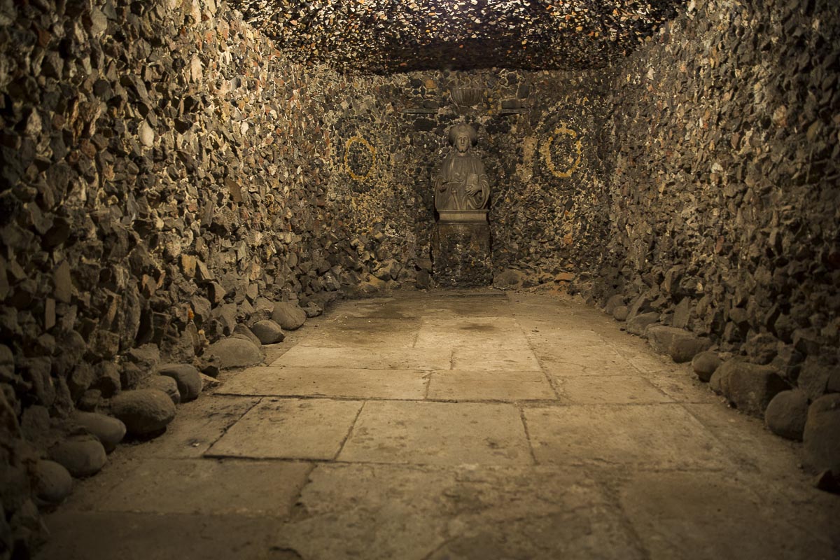 Giles Abbott at Pope’s Grotto - Pope's Grotto, King James Chamber - February 26, 2016