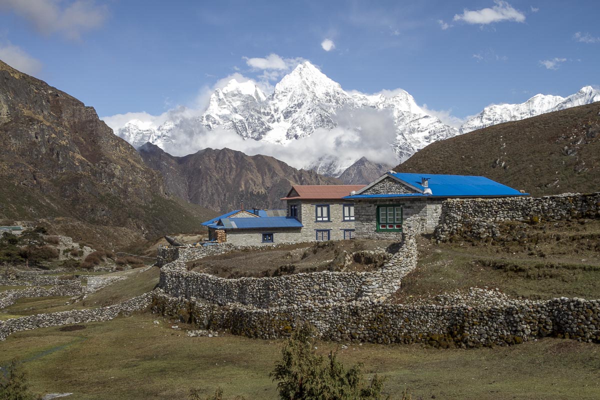 Nepal Everest - Thame, Lodge - April 19, 2011