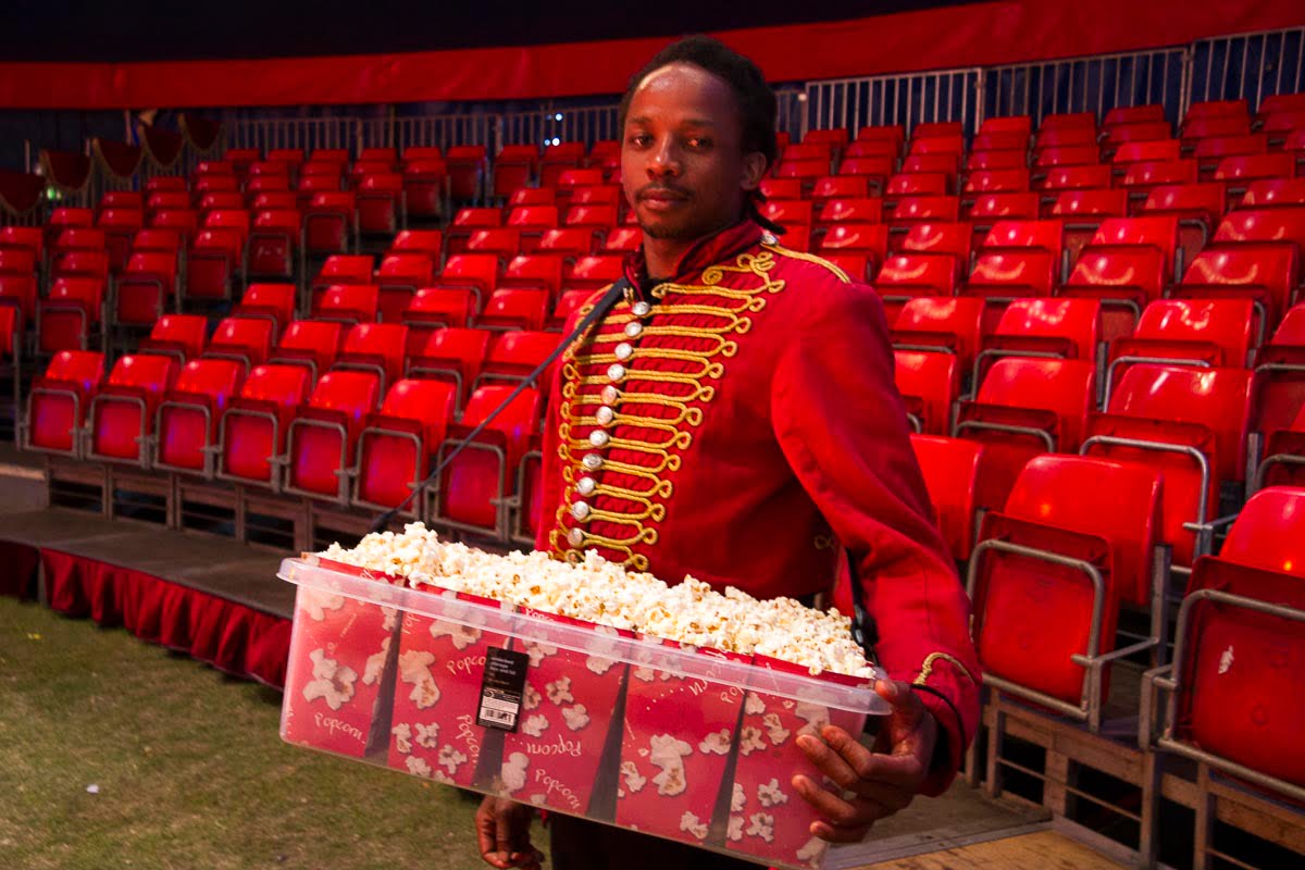 Zippos Circus - Circus Popcorn Seller, Twickenham Green - September 25, 2012