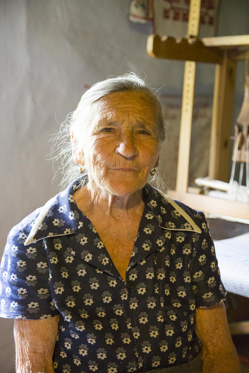 Romania - Weaving Workshop - June 24, 2015